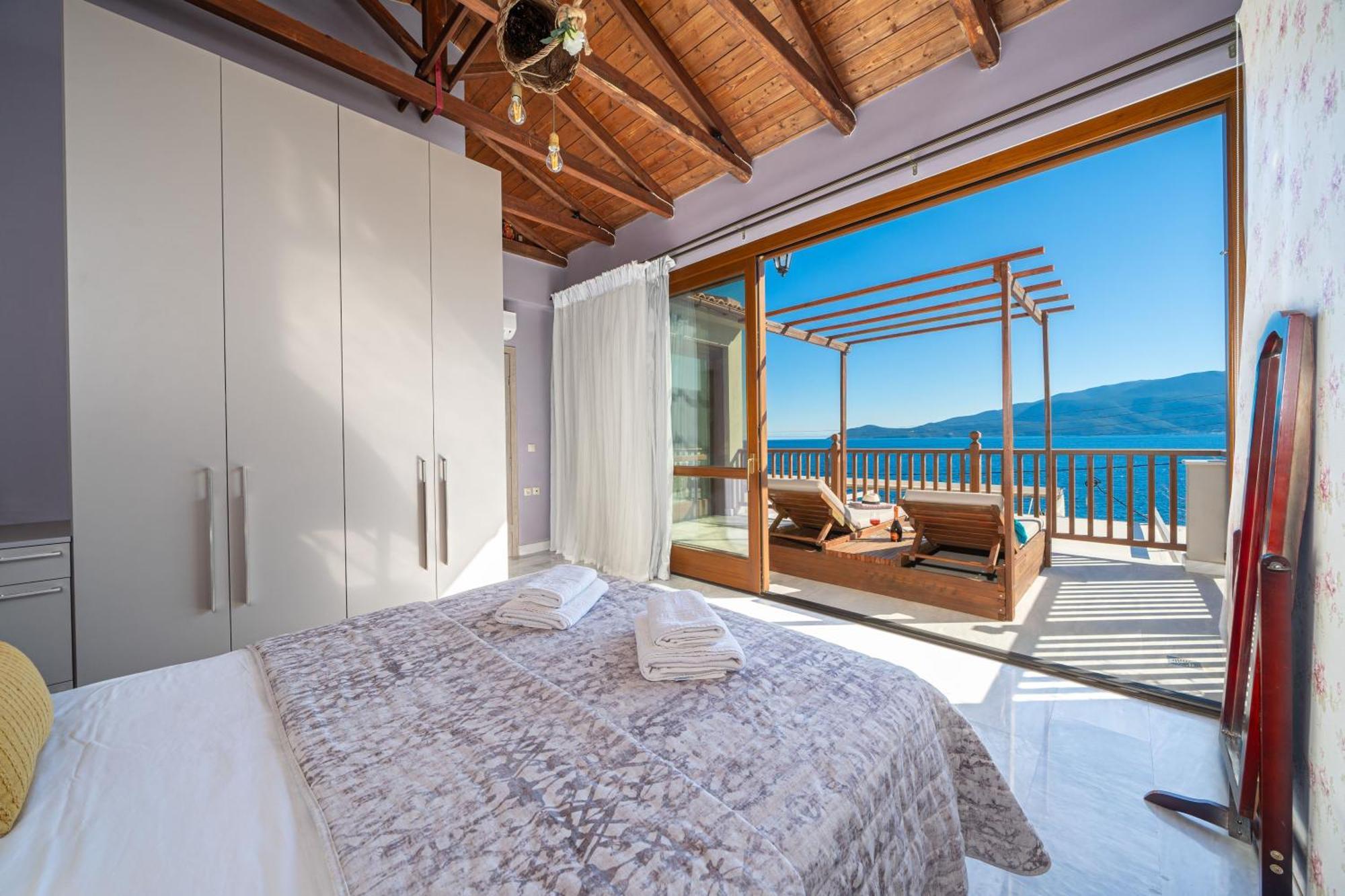 Sea Rock Apartment Agia Efimia Exteriér fotografie